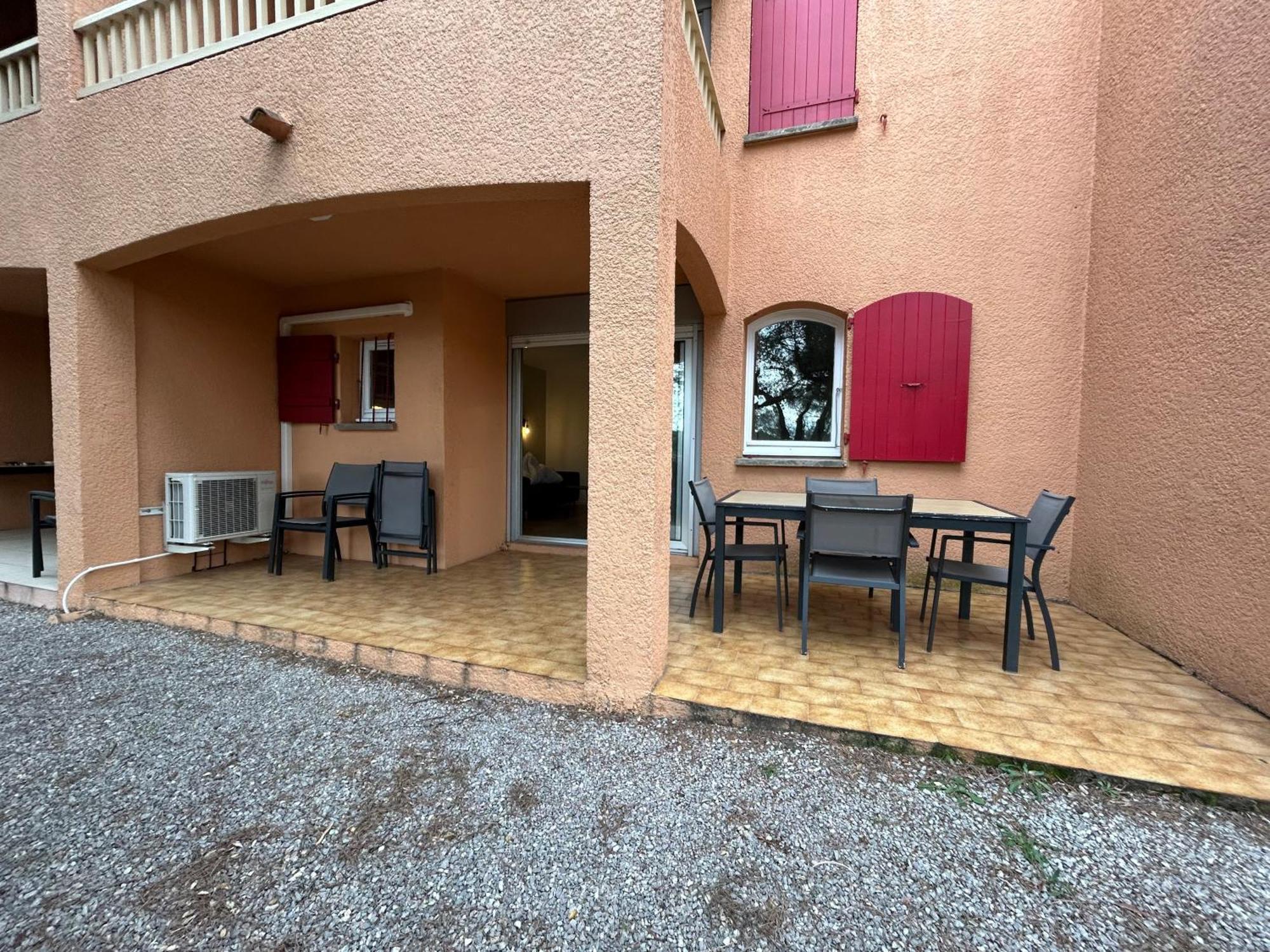 Domaine Valescure Appartement 1 Ou 2 Pieces Vue Jardin Ou Piscine Saint-Raphael  Exterior photo